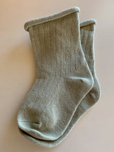 Load image into Gallery viewer, Ribbed Socks
