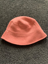 Load image into Gallery viewer, Bucket Hat Pink
